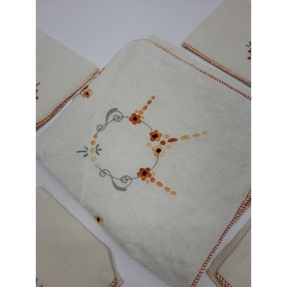 Vintage Hand Made Embroidered Linen Tablecloth and 4 Napkins Orange Floral - Picture 2 of 10